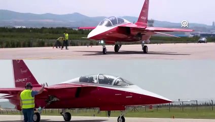 Hava Kuvvetleri Komutanı, Hürjet'le ilk kez uçtu