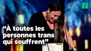 À Cannes, Karla Sofía Gascón dédie son prix à 