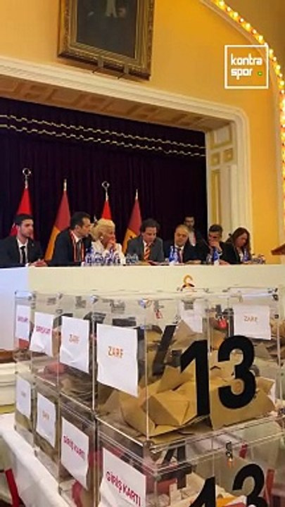 Galatasaray tarihinin en yüksek oy alan başkanı Dursun Özbek!