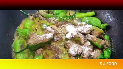 lasooray ka achar our hari mirch