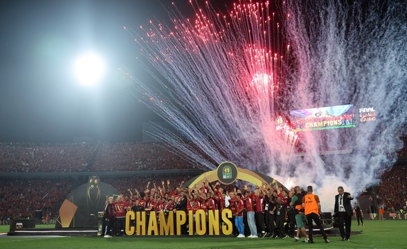 مراسم تتويج الأهلي المصري بلقب دوري أبطال إفريقيا
