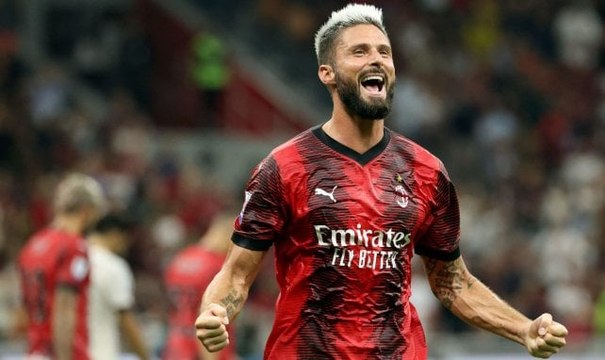 Vidéo : Giroud marque un superbe but acrobatique pour son dernier match à Milan