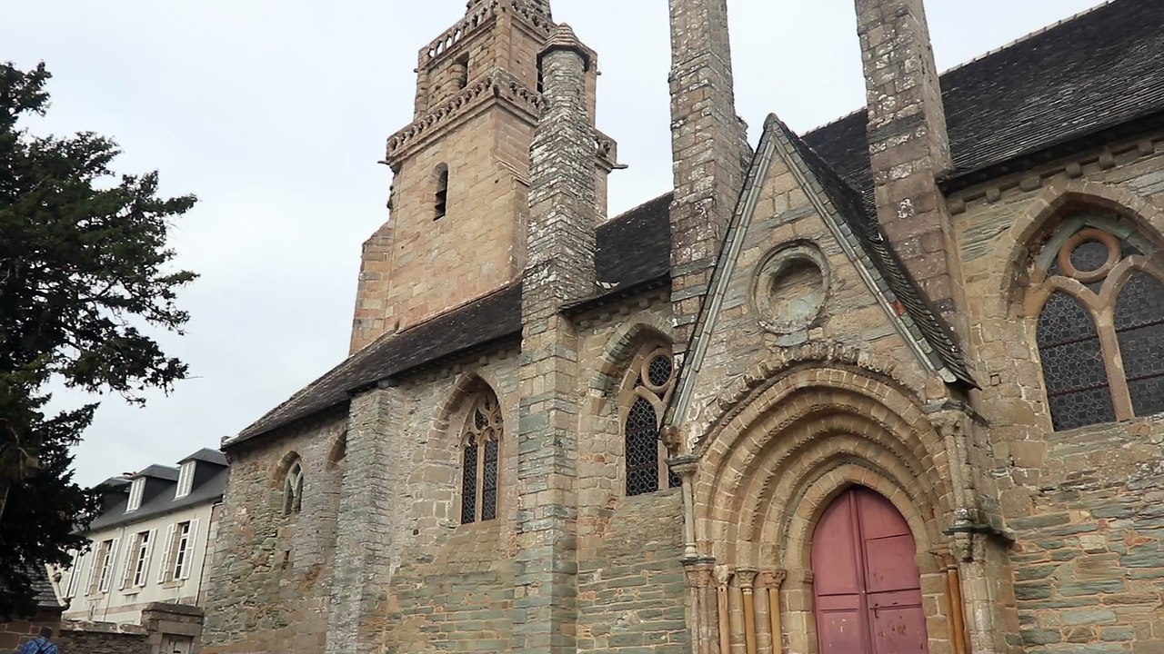 IMG_4478 Lannion (22), 19 000 habitants, église de la Trinité de Brélévenez, cloches CLIP