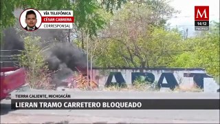 Liberan tramo carretero en Tierra Caliente, Michoacán