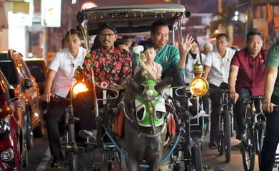 Jokowi Ajak Cucu-cucunya Naik Andong Keliling Malioboro, Jan Ethes Duduk di Muka