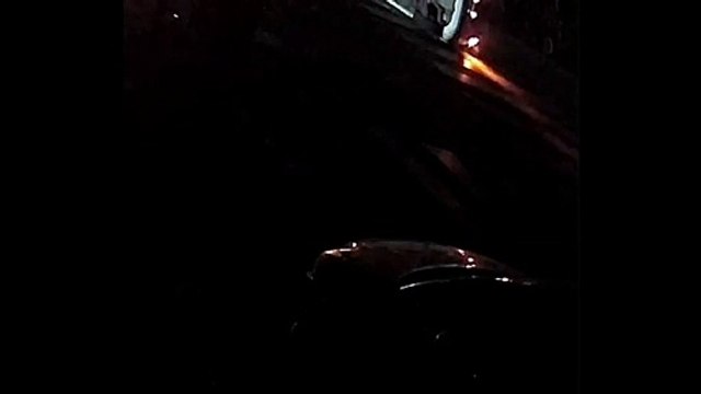 Roma, Smart a tutta velocità al quartiere Trieste: attraversa un incrocio e fa capottare un'auto con padre e figlio