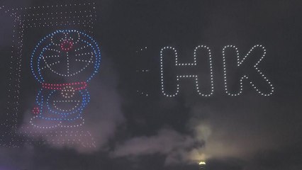 [영상] 홍콩 밤하늘에 거대 고양이?...세계 최초 '도라에몽 드론쇼' 눈길 / YTN