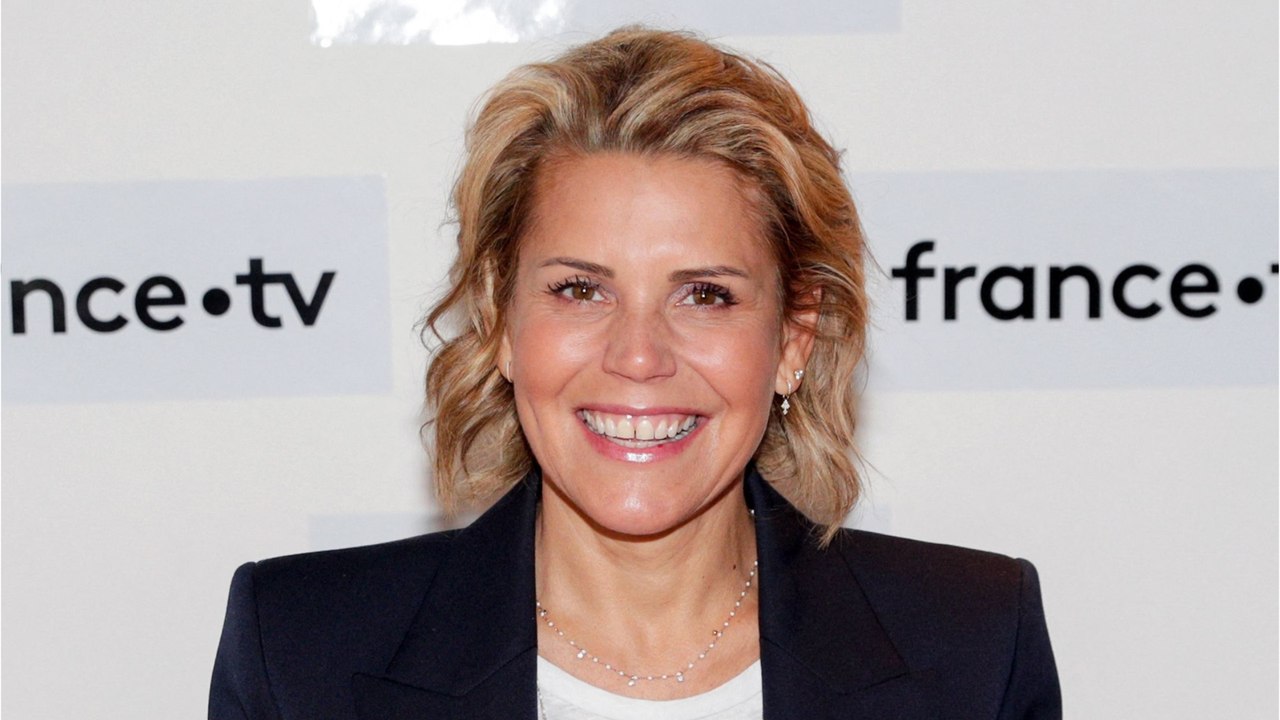GALA VIDEO -  Laura Tenoudji : l’adorable cadea...