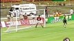 Com vocês, todos os gols de Edmundo contra o Flamengo, vestindo a camisa do Vasco