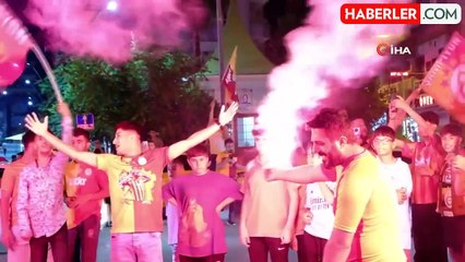 Diyarbakır, Şırnak ve Mardin'de Galatasaray'ın şampiyonluğu kutlandı