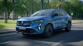 Renault Rafale E-Tech Hybrid Esprit Alpine in Summit Blue Driving Video