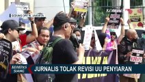 Tolak Revisi UU Penyiaran, Jurnalis Gelar Aksi Demo di Depan Gedung DPR MPR RI