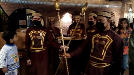 Cake presented  #dailymotion #pakistan #entertainment #tour #fun #viral #trending #foryou #tiktok #delicious #gaming #reels