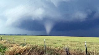 Ascienden a 18 los muertos por los tornados en Estados Unidos