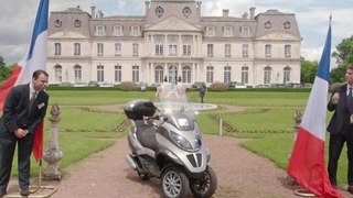 François Hollande : son scooter utilisé pour rendre visite à Julie Gayet vendu une fortune aux enchères