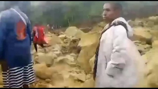 Papua Nuova Guinea, frana su un villaggio: si temono 2.000 morti