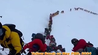 Il faut faire la queue pour escalader le mont Everest