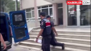 Denizli'de alışverişten dönen çift pusuya düşürüldü