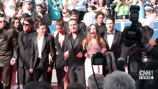 Cannes’da Filistin protestosu! Kırmızı halıya damga vuran renkler: Yeşil, siyah, kırmızı…