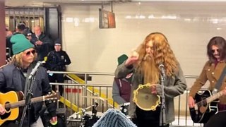 Green Day Secret Show On The New York Subway