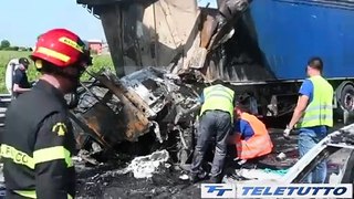 Video News - Due morti nello schianto fra mezzi pesanti