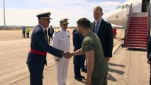 El rey recibe a Zelenski en el aeropuerto de Barajas