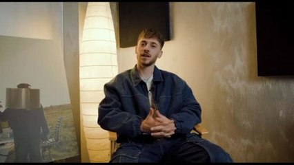 Holden: mi ispiro a tutto quello che mi passa per l'orecchio