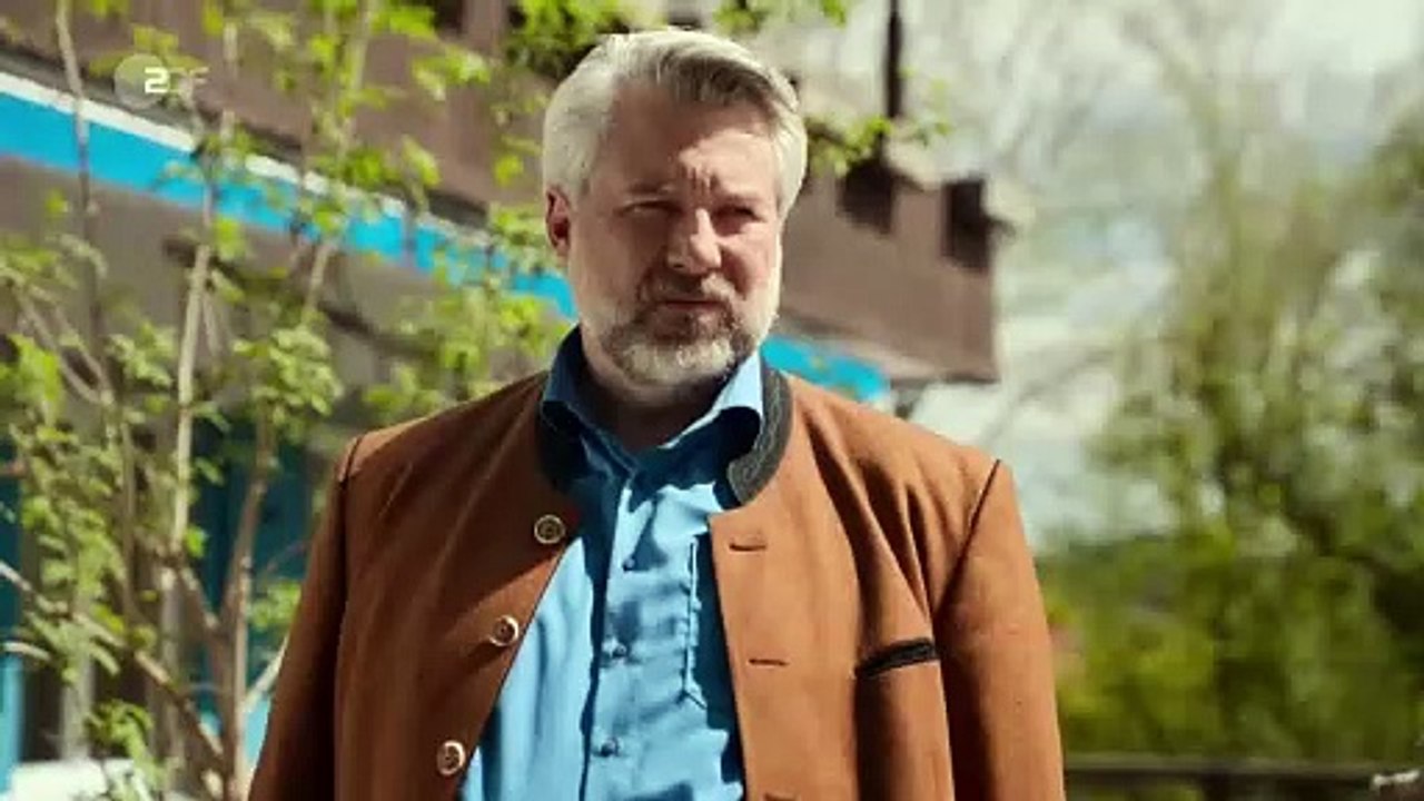 Die Rosenheim-Cops Staffel 21 Folge 10 (492) Mehr Schein als Sein