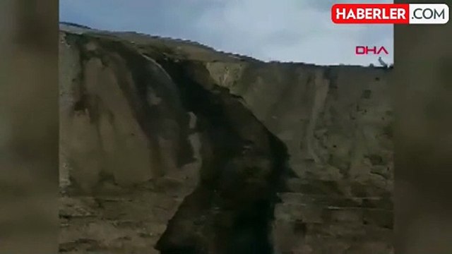 Erzincan'ın İliç ilçesinde bir toprak kayması daha