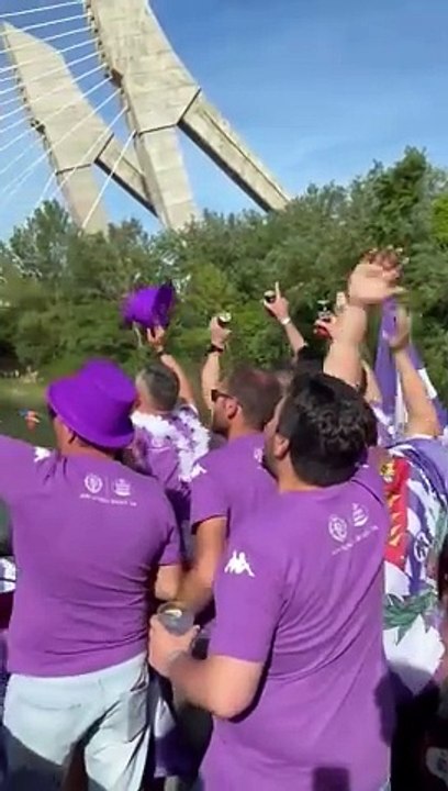El alcalde también viaja en la Leyenda del Pisuerga con los jugadores del Real Valladolid