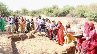 रपट खुदाई में दिखाया जोश, जलसंरक्षण का लिया संकल्प