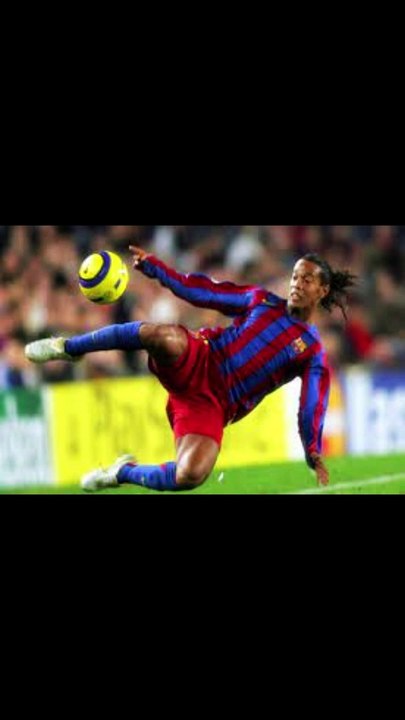 20240football#ronaldinho#ronaldinho gaúcho#legendary#rare#ronaldinho goals#sport channel#sky sport news5240940