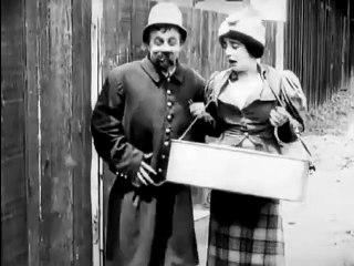 Mabel's busy day de et avec Mabel Normand 1914 Charles Chaplin Film muet