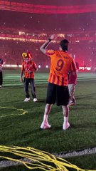 Icardi'den olay tezahürat!