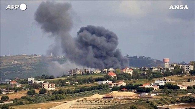 Libano, attacco israeliano nel sud del Paese: colonne di fumo si alzano in cielo
