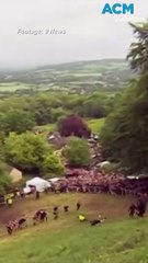 Washington Man Wins Annual Cheese Rolling Race in the UK 🧀