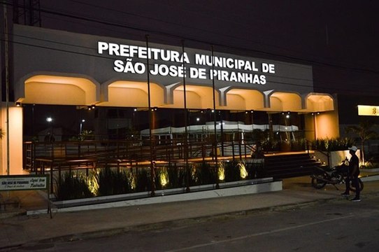 Prefeito de São José de Piranhas confirma concurso público com mais de 400 vagas e prova em novembro