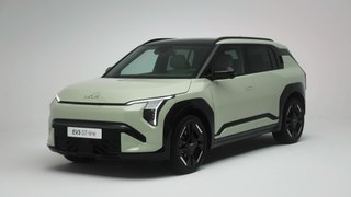 Kia EV3 ‘GT-Line’ Exterior Design in Aventurine Green