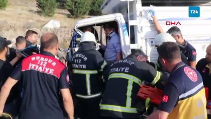 Nişan alışverişi dönüşü kaza: 3 ölü, 2 yaralı