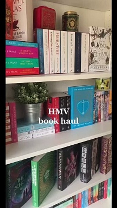 £3.50 each.. that’s going straight in my basket #BookTok #books #foryoupage #booklover #bookworm #bookhaul #deborahharkness #maryepearson #celesteng