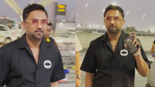 Rapper और Singer Yo Yo Honey Singh का Airport पर दिखा Swag, Viral हुआ latest Video|FilmiBeat