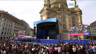 Macron qualifie la montée de l'extrême droite de 