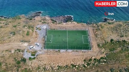 Süper Lig Takımlarını Kıskandıracak Denize Sıfır Halı Saha