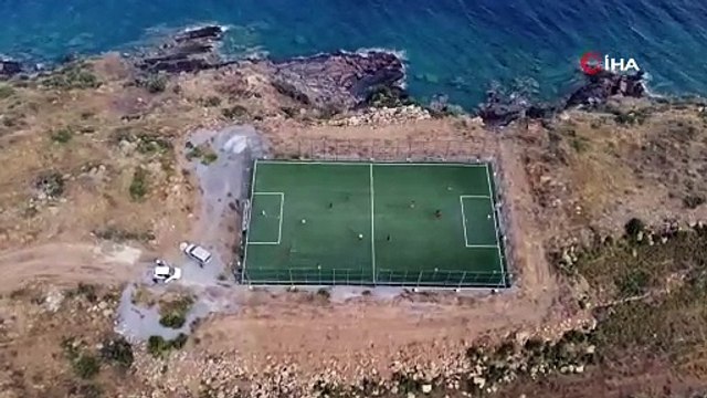 Halı sahanın manzarası görenleri hayran bıraktı