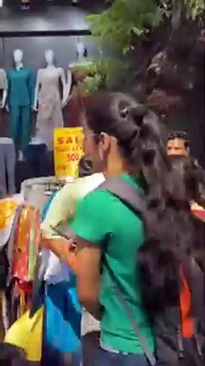 Crazy_dance_in_public_Sarojini_Market__#comedy_#funny_#ytshort_#shorts(360p)