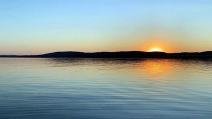Georges Gondard : Lake Balaton at dusk