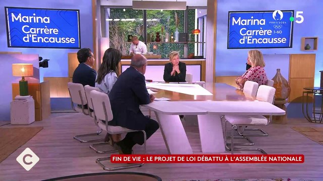 Marina Carrère d’Encausse se félicite de la reconduction la saison prochaine du Magazine de la santé sur France 5: On s’est bien battus. La santé sur le service public, c'est absolument indispensable - Regardez