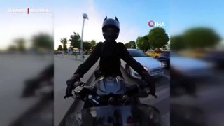 Maltepe'de motosikletli kaza yaptığı anları böyle kaydetti