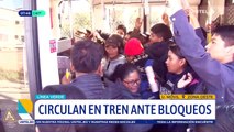 Ante los bloqueos en Cochabamba, la población opta por el uso del Tren Metropolitano