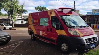 Idosa sofre desmaio e é socorrida pelo Siate na Rua Mato Grosso